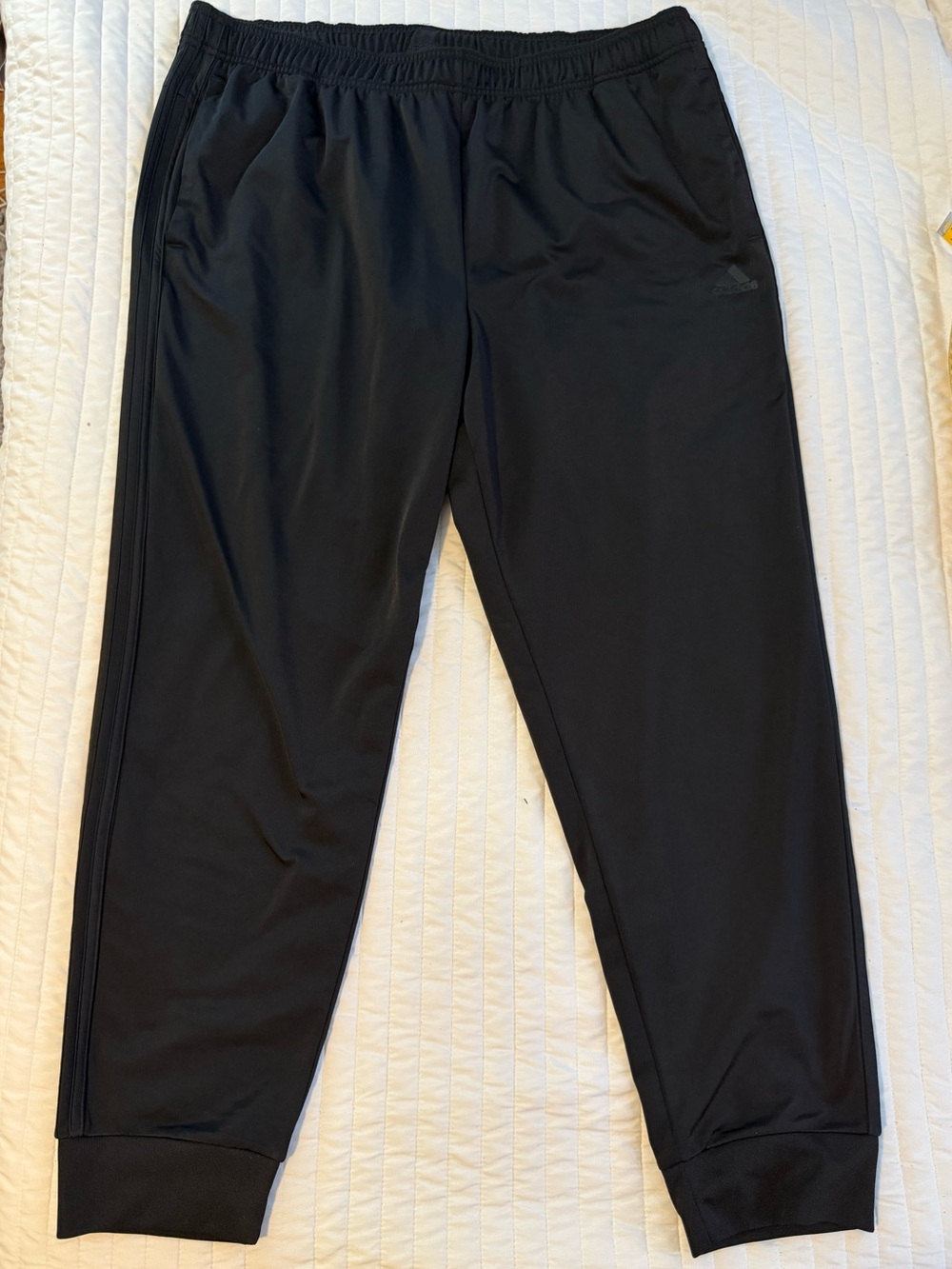 adidas Men’s 2XL Black Polyester Jogger Pants Tapered Drawstring Elastic O26